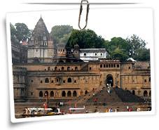 Maheshwar Fort